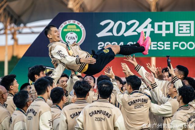 1729581215535097321.jpg 008xV2aggy1hutam0vfyrj33tz2jznpg.jpg