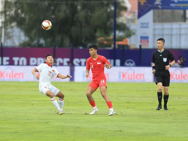 1683164809560060706.jpg 沈寅豪主裁3日越南队与新加坡队的比赛.jpg