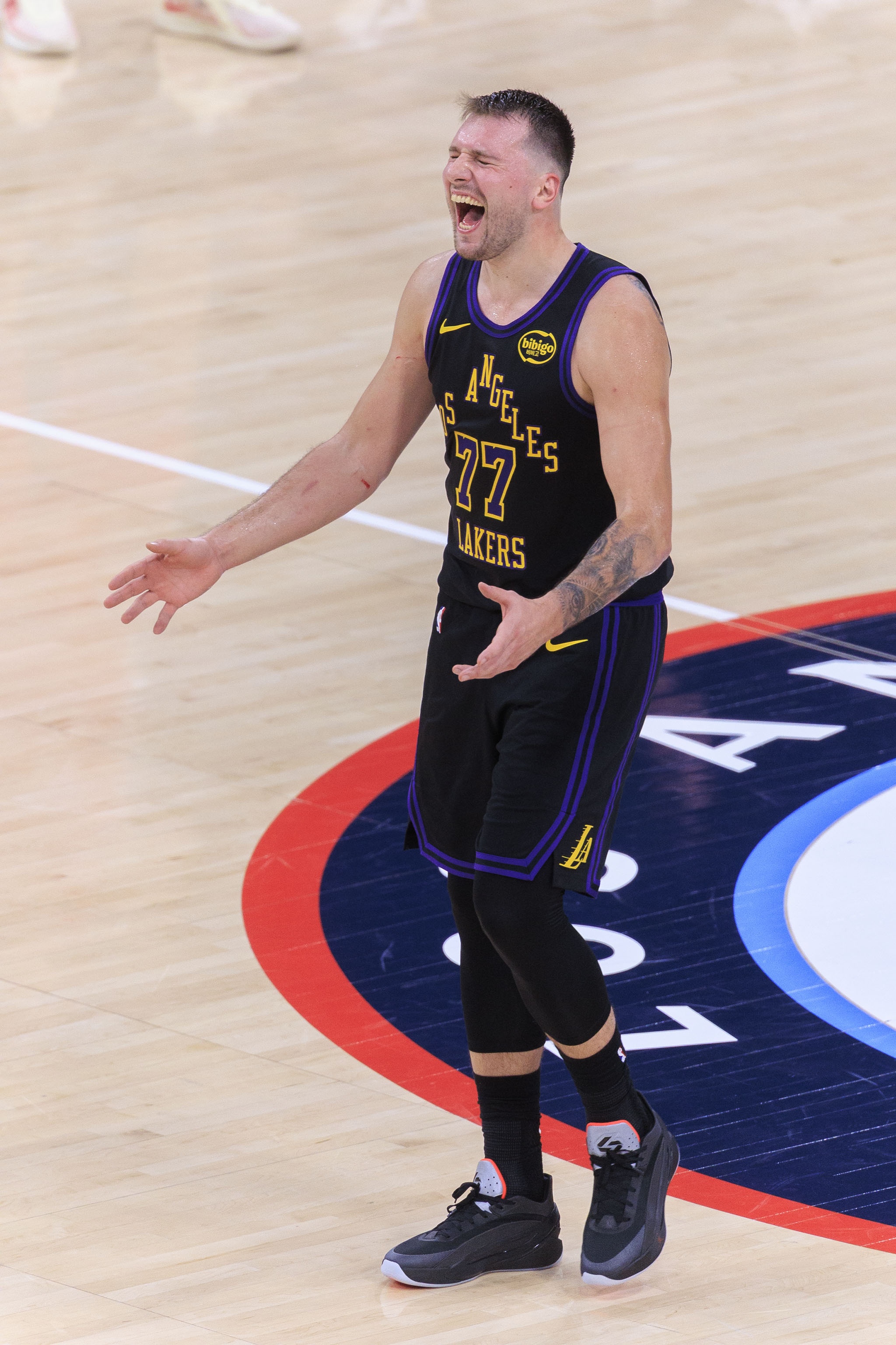 里程悲！东契奇常规赛生涯助攻数突破4000大关